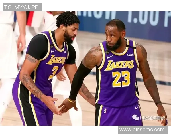 成都篮球队与广州篮球队赛后复盘分析双方状态及表现差异